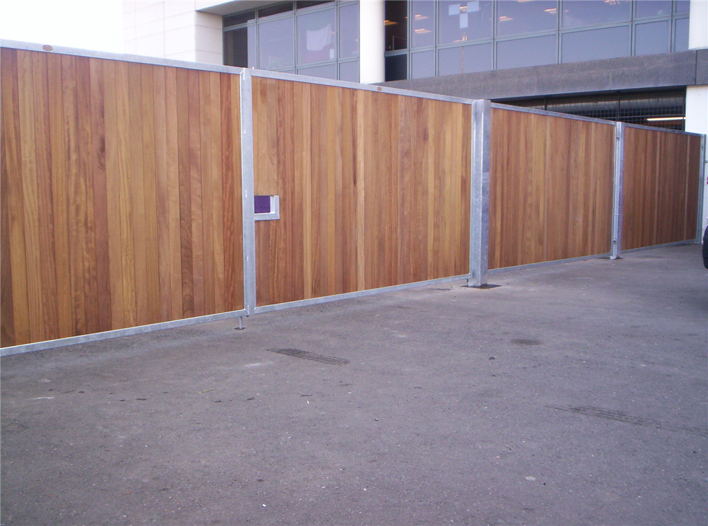 Swing gates and side panels in steel frames and Teak inlay Gallery Image
