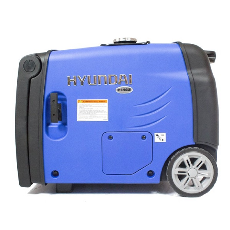 Hyundai HY3200SEi Inverter Generator. Electric Remote Start. Gallery Image