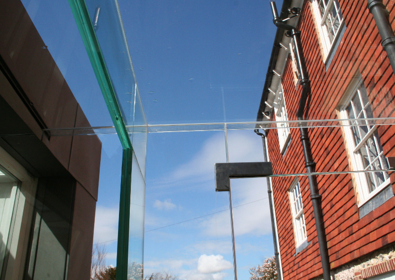 Structural glass beams to link way  Gallery Image