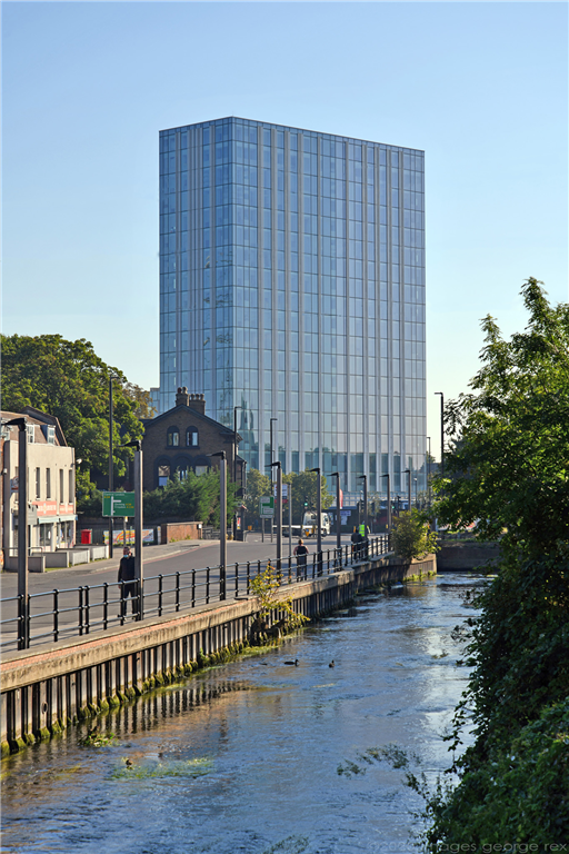 Brittania Point / Colliers Wood Tower, London  Gallery Image