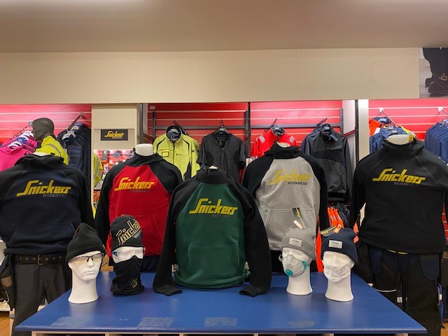 Snickers Workwear hoodies available from our Cork and Arklow workwear stores in a variety of colours. Gallery Image