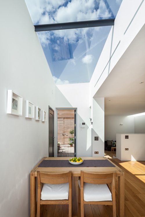 Fixed rooflight with back to back angles for additional support Gallery Image