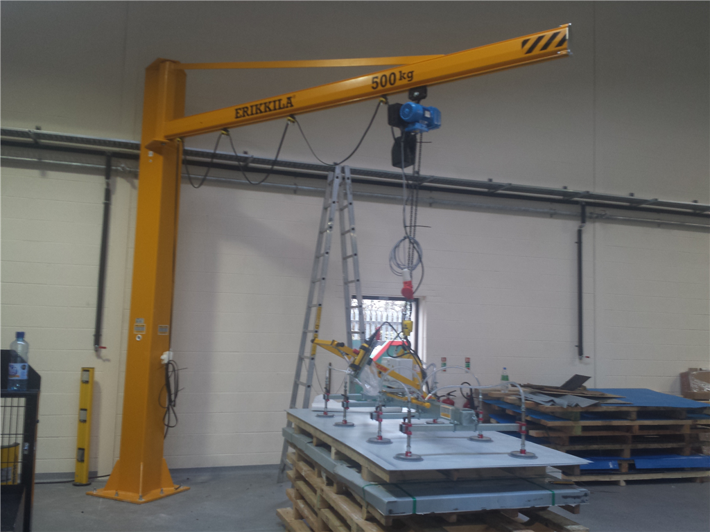 Jib Crane with vacuum Lifter for Lifting Steel Sheets / Steel Sheets. Glass Panels. Gallery Image