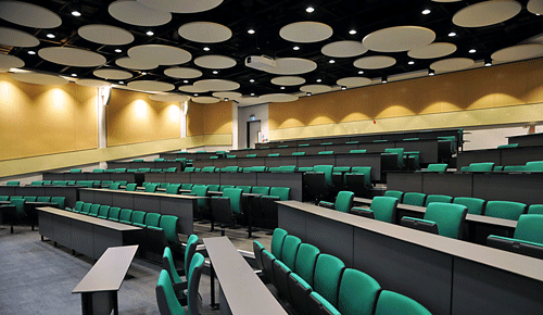 Kingston University collaborative learning swivel lecture theatre seating Gallery Image