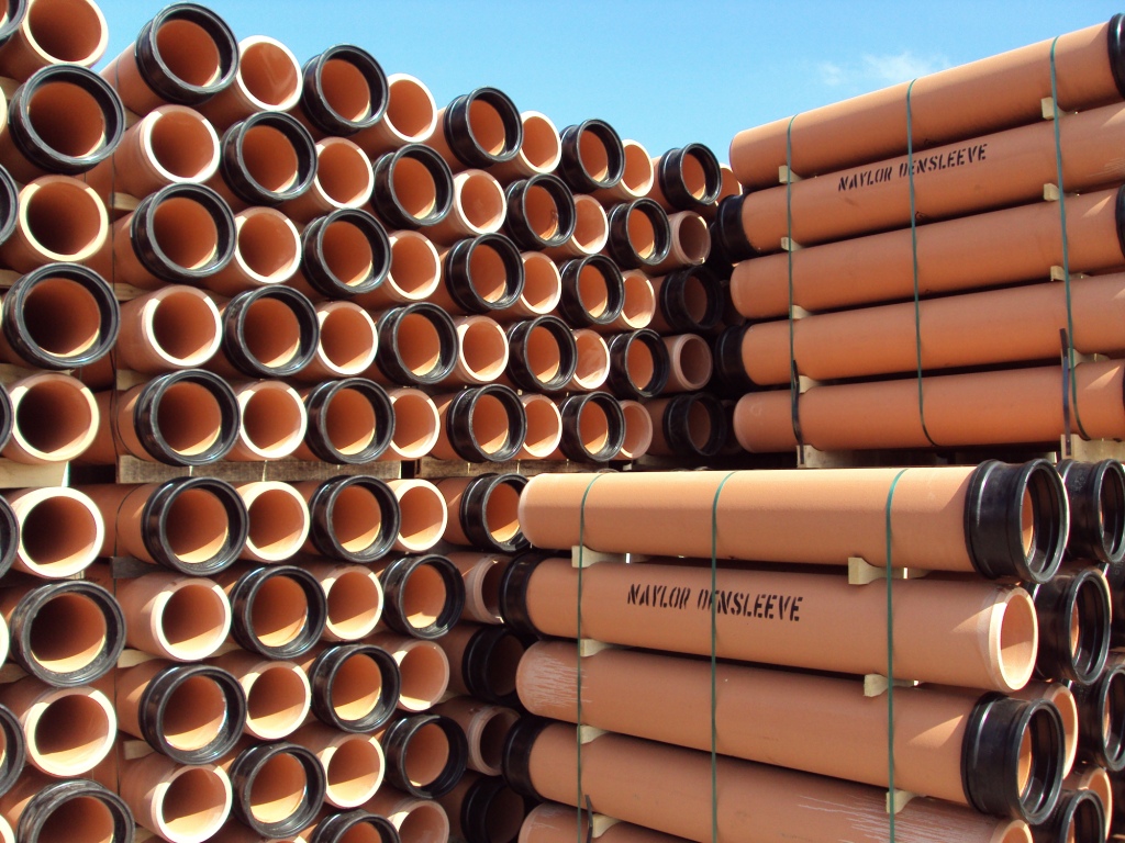 Densleeve plain end vitrified clay drainage pipes. Available from Naylor Clayware - 01226 790591 Gallery Image